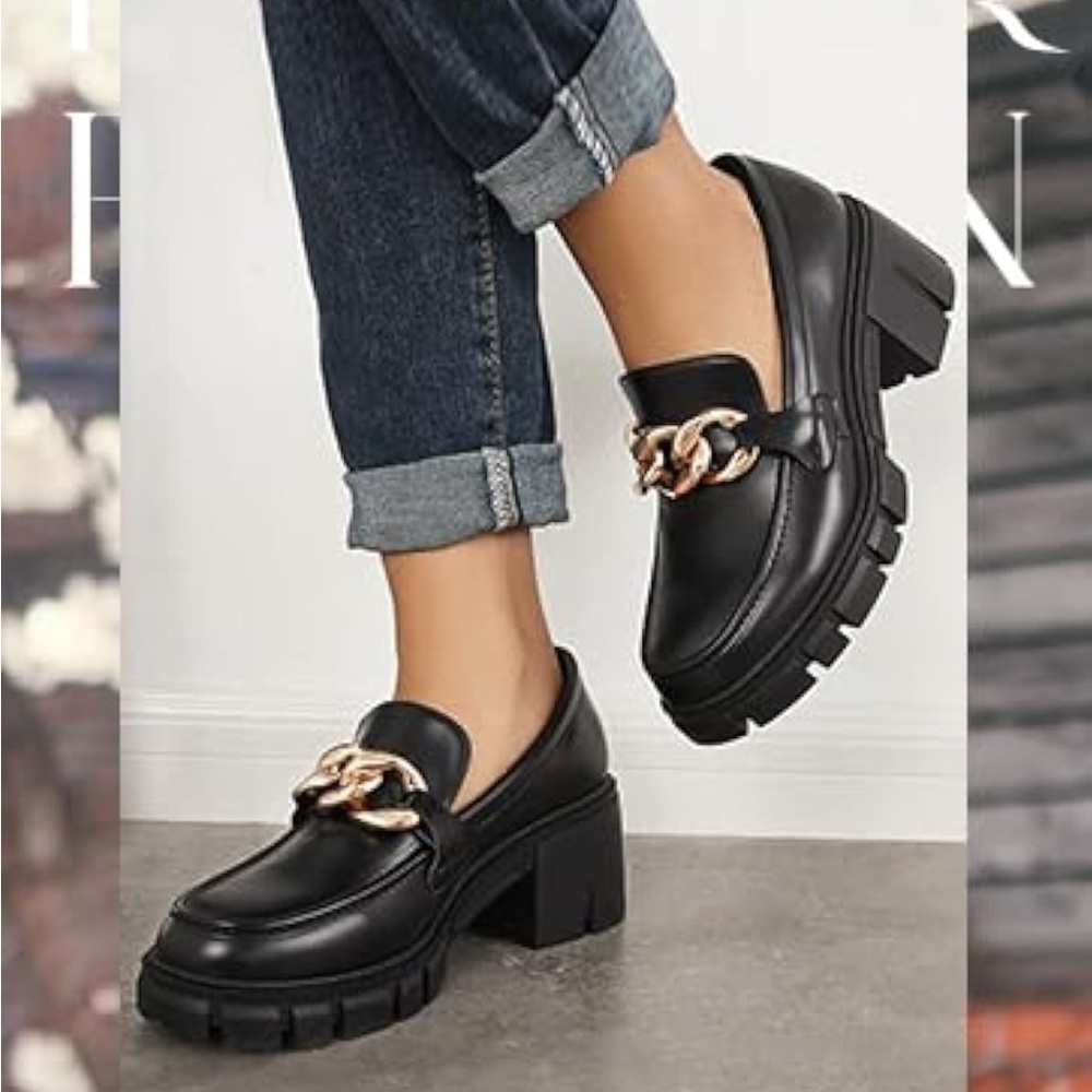 BLACK CHUNKY LOAFERS BY STUNAHOME. NWOT. SIZE 6.5.
